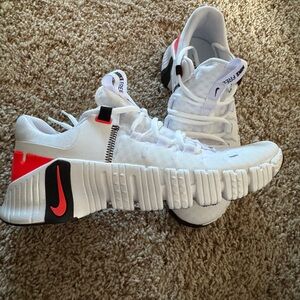 Nike Men’s White and Orange Sneakers